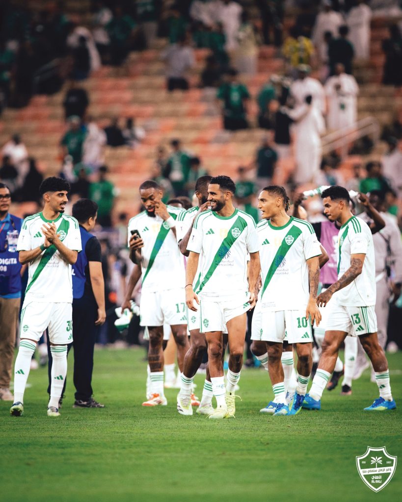 الأهـلي أمل الكرة السعودية أمام كـوبي