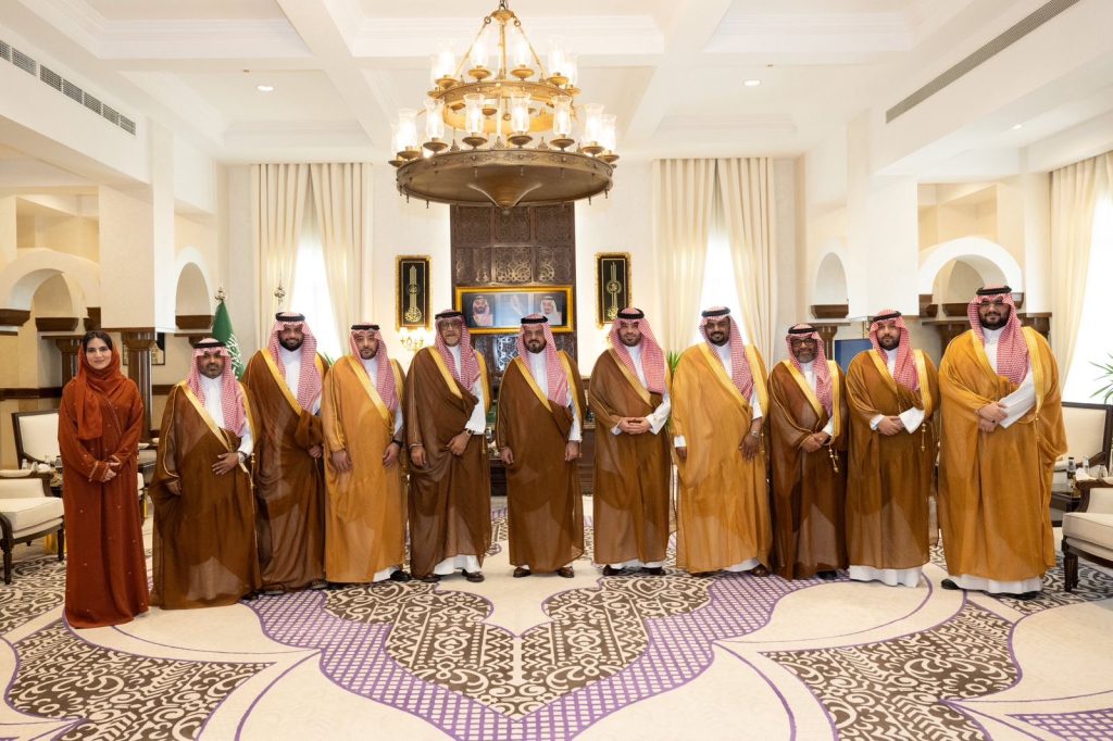 سعود بن مشعل يتسلّم تقرير “نبض الأعمال في العاصمة المقدسة”