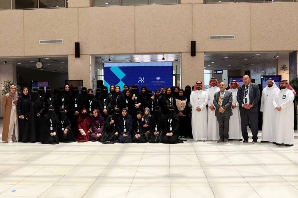 كلية الصحة العامة تجمع المبتكرين في معرض البحث والابتكار بالدمام
