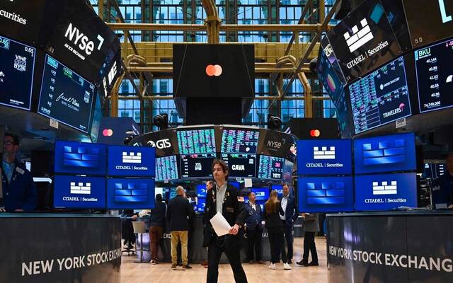 الأسهم الأمريكية ترتفع طفيفًا وسط ترقب هدنة واشنطن وطهران
