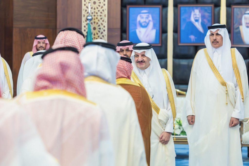 أمير الشرقية ونائبه يستقبلان المهنئين بعيد الأضحى المبارك