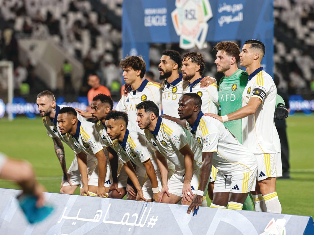 النـصر الفريـق البـطل