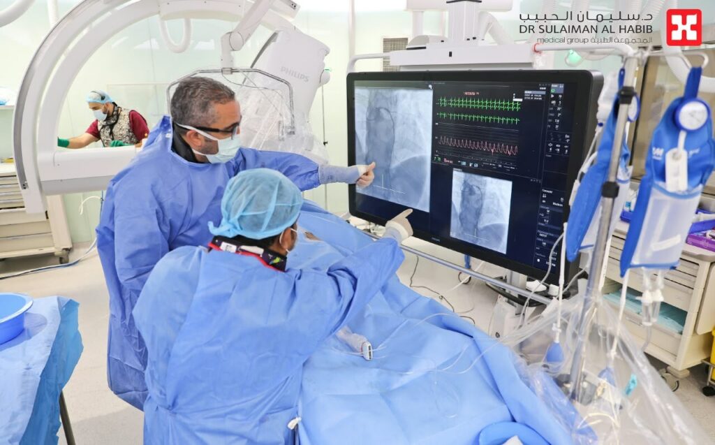 مركز طب وجراحة القلب بمستشفى الدكتور سليمان الحبيب بالفيحاء يعزز ريادته بخدمات متقدمة للكبار والأطفال وتجهيزات عالمية